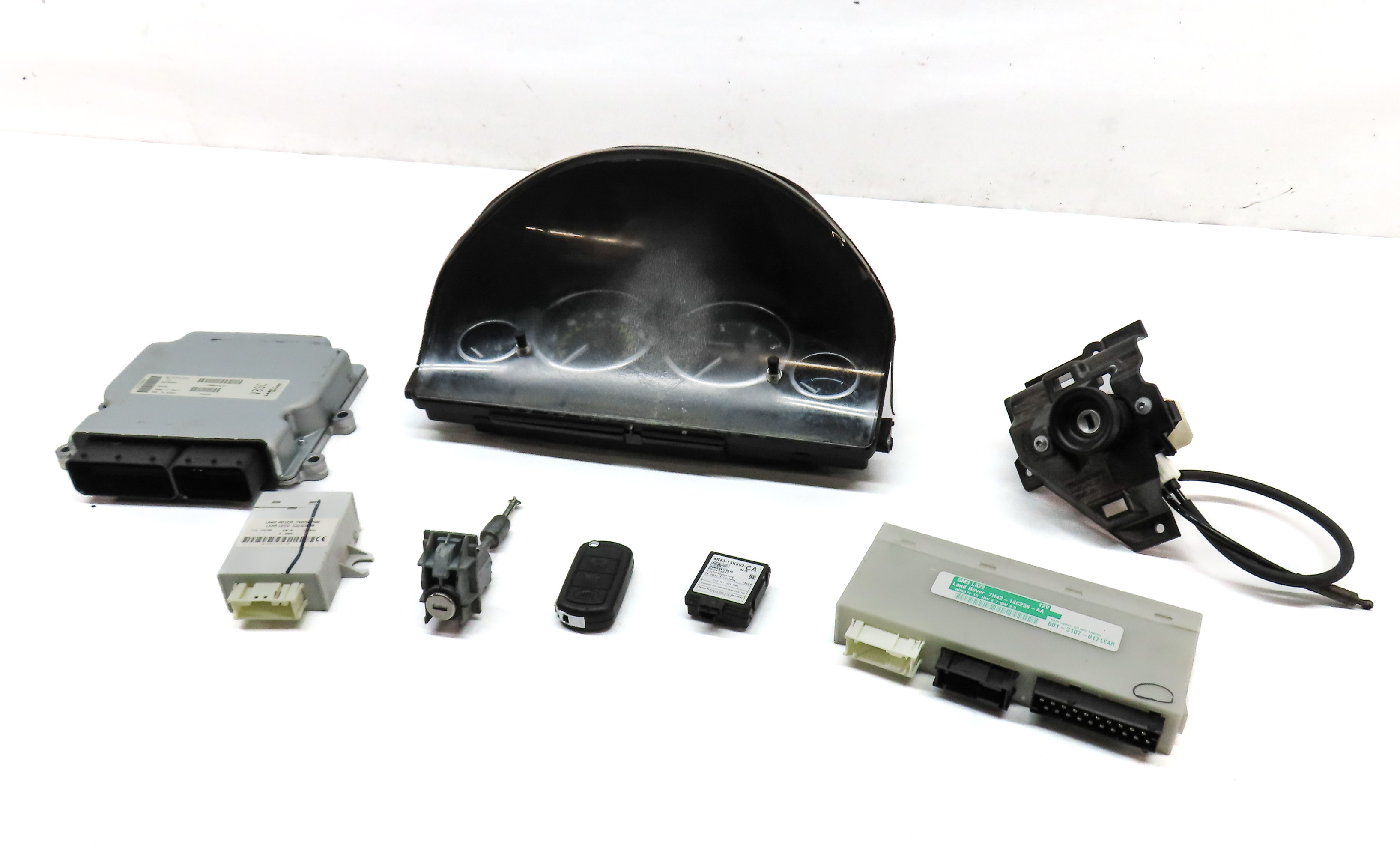 07-09 RANGE ROVER (L322) 4.2L SPEEDOMETER INSTRUMENT GAUGE CLUSTER MPH (206k) — exact item pictured